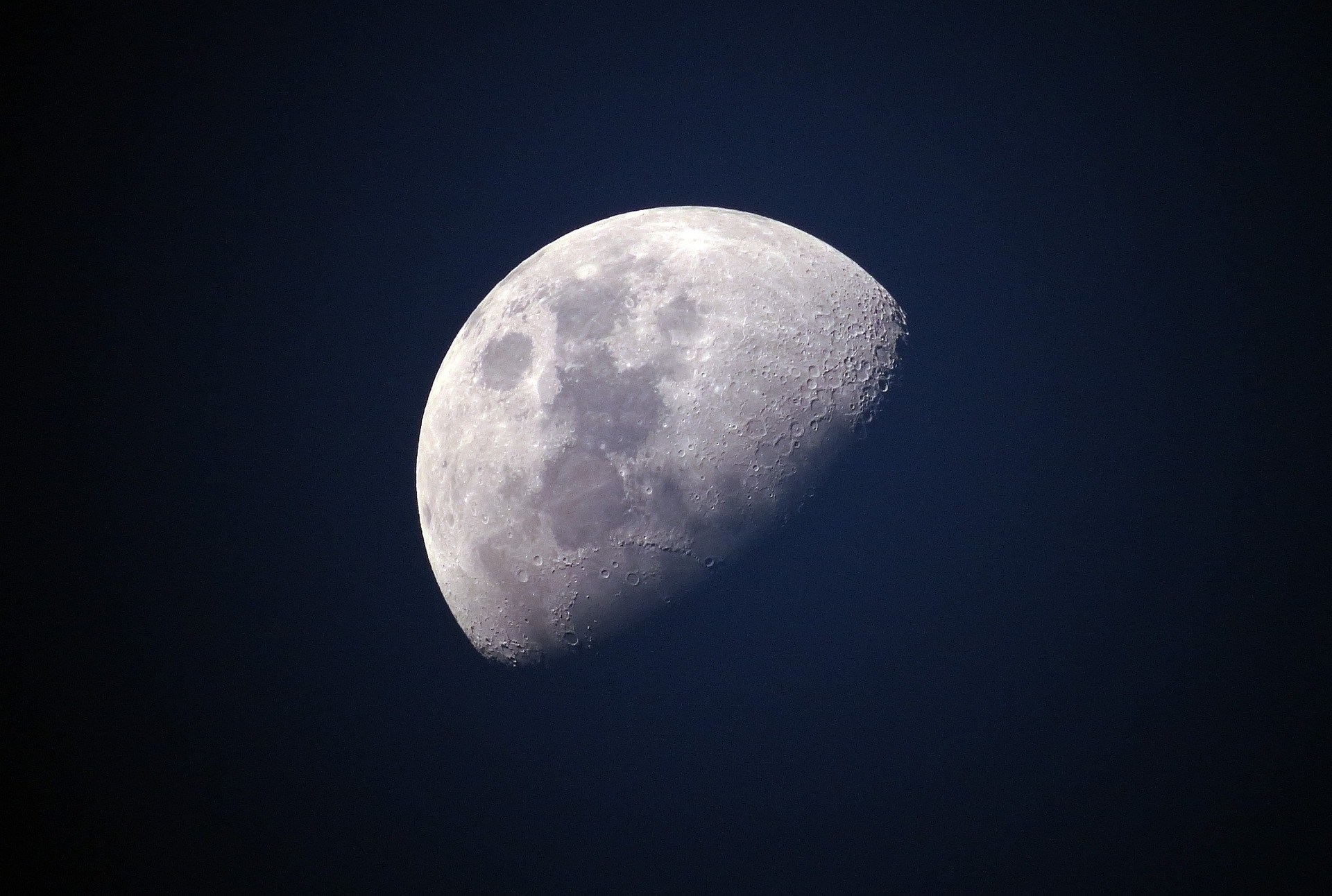  Astrologie: Měsíc - znamení Raka